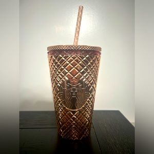 Starbucks Rose Gold Grande Cold Cup